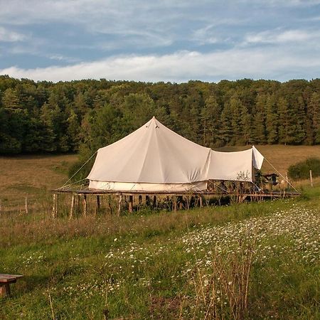 Air De Camping - Chemin De Traverse Auberive Экстерьер фото